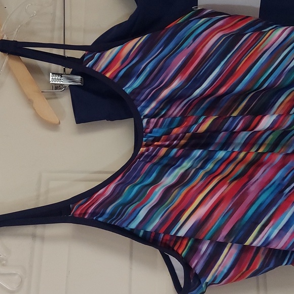 VBEASIIY 2 Piece Tankini Swimsuit - Picture 2 of 8